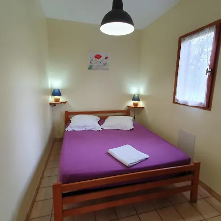 Dom wakacyjny Les Du Gelat, Nature Et Calme Noaillan